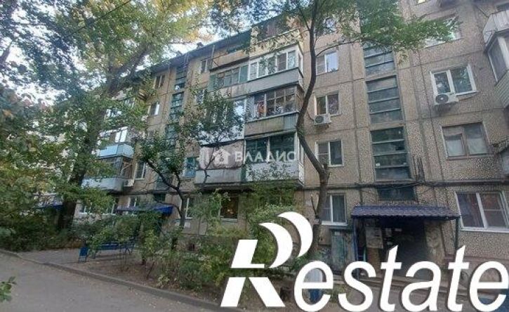 2-комн квартира улица Хользунова, 42,  д. 42