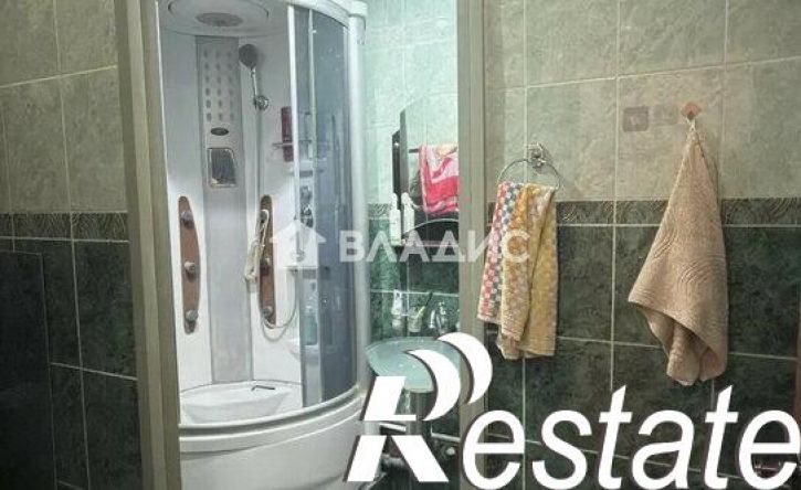 2-комн квартира улица Хользунова, 42,  д. 42
