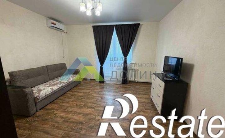 1-комн квартира улица гвардии сержанта Шумского, 12,  д. 12