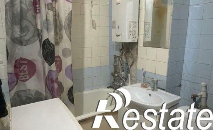 2-комн квартира улица Глазкова, 13,  д. 13