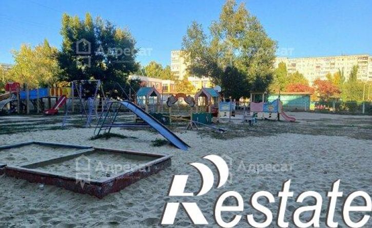 3-комн квартира улица Академика Павлова, 4,  д. 4
