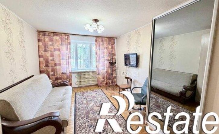 3-комн квартира улица Менжинского, 27,  д. 27