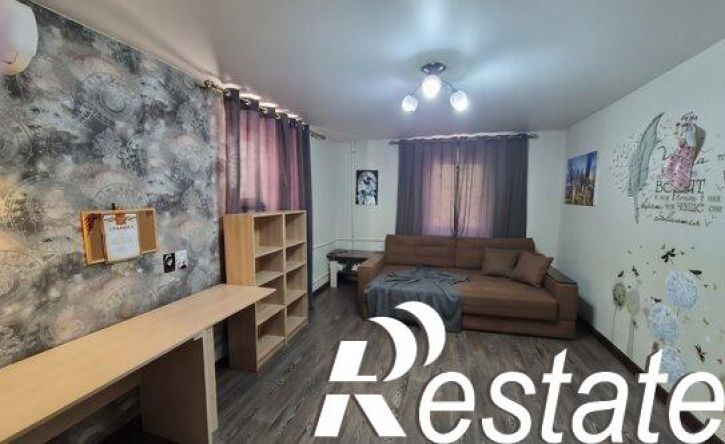 2-комн квартира улица Полины Осипенко, 32,  д. 32