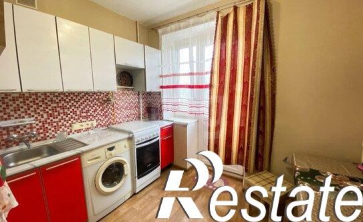 3-комн квартира улица 64-й Армии, 65,  д. 65