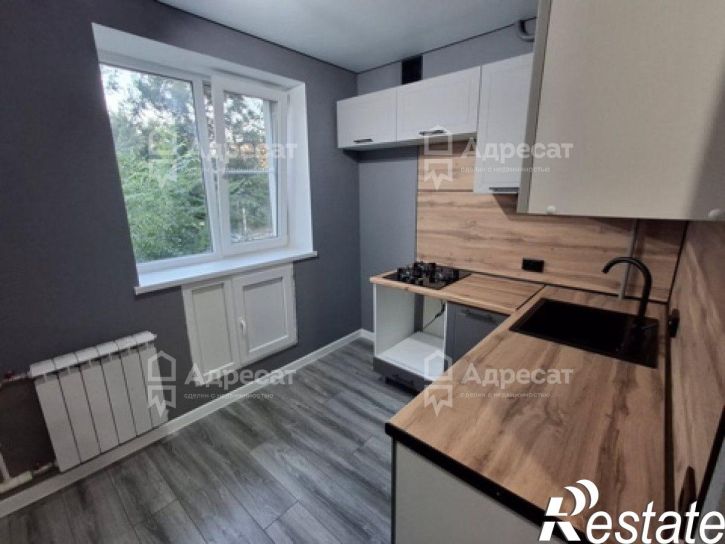 2-комн квартира ул. 64-й Армии,  д.22