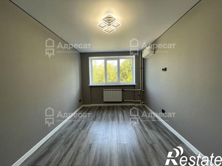 2-комн квартира ул. 64-й Армии,  д.22