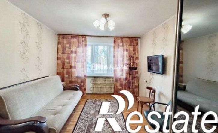 3-комн квартира улица Менжинского, 27,  д. 27