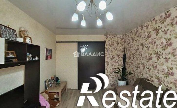 2-комн квартира улица Космонавтов, 17,  д. 17