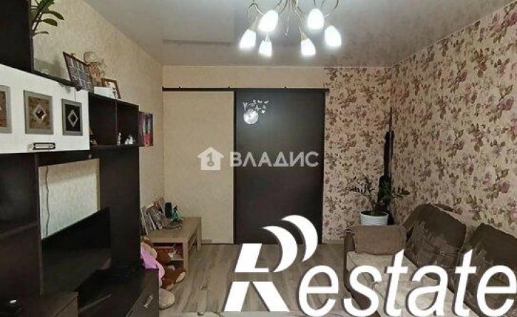 2-комн квартира улица Космонавтов, 17,  д. 17
