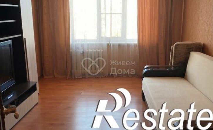 3-комн квартира улица Героев Шипки, 27,  д. 27
