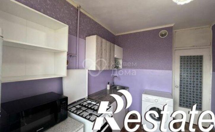 2-комн квартира улица 51-й Гвардейской, 52,  д. 52