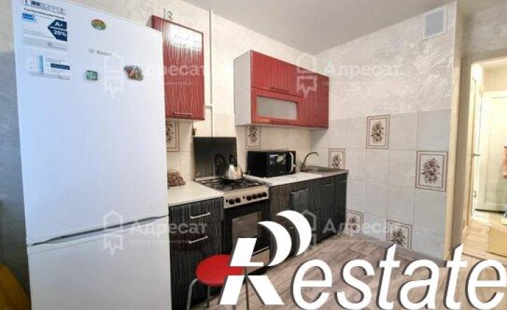 2-комн квартира улица Менжинского, 10,  д. 10