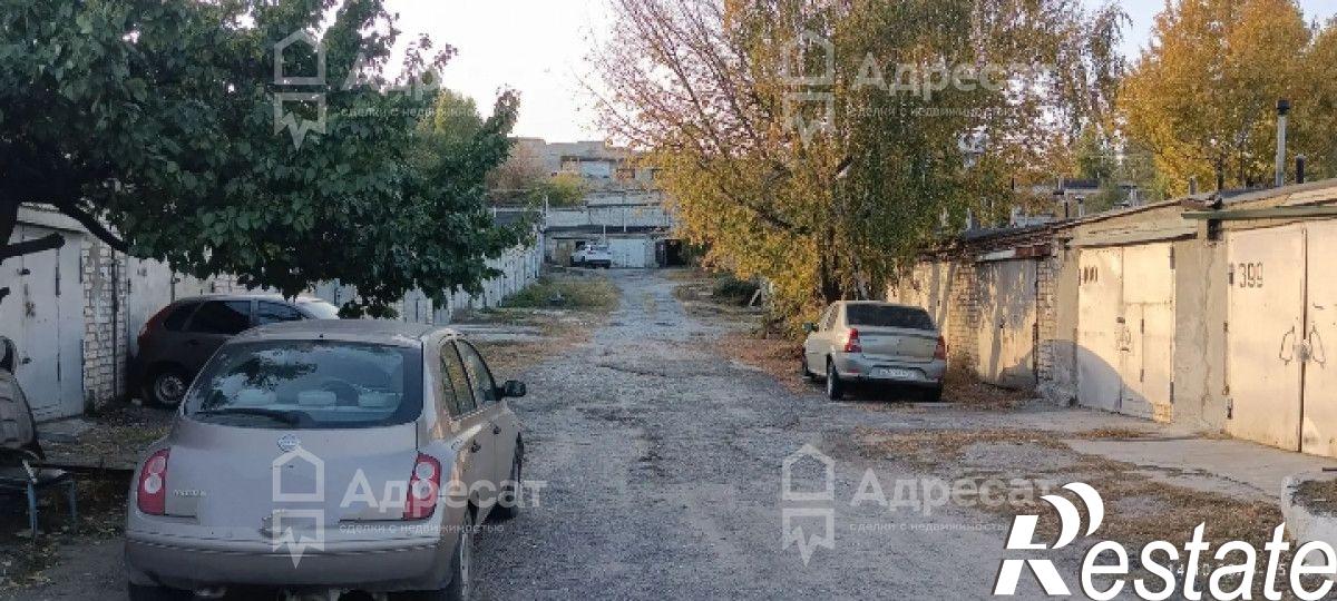 Купить гараж, место в паркинге за 560 000 рублей на ул. Пожарского