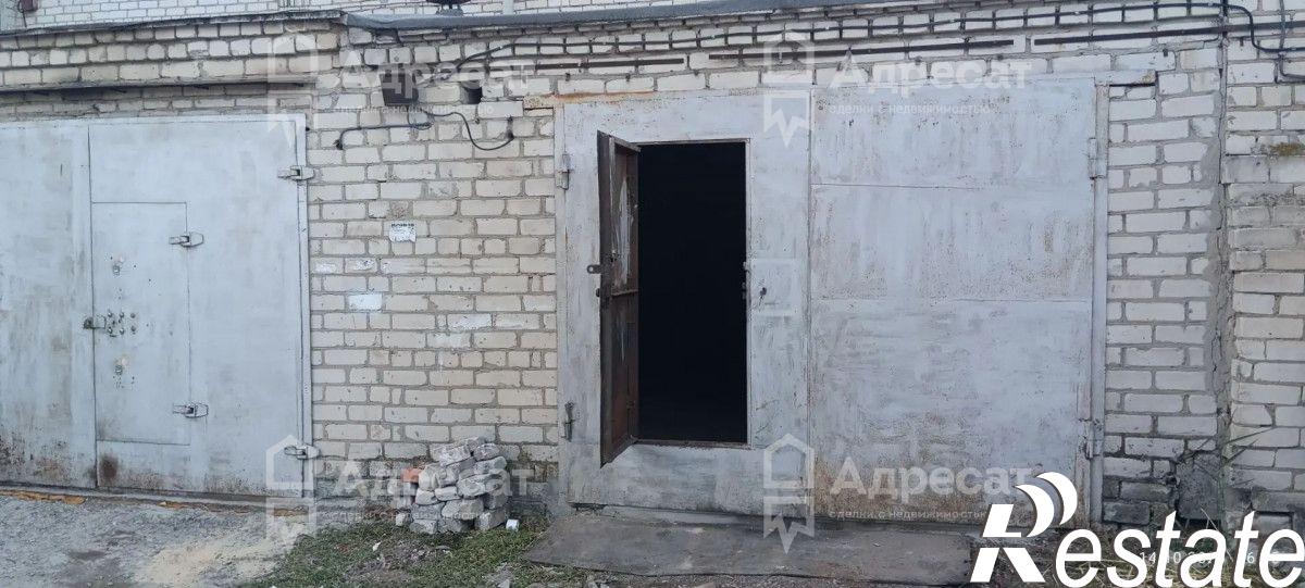 Купить гараж, место в паркинге за 560 000 рублей на ул. Пожарского