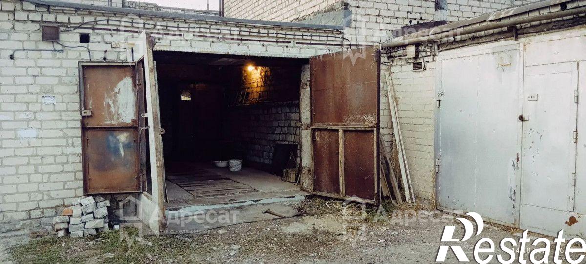 Купить гараж, место в паркинге за 560 000 рублей на ул. Пожарского