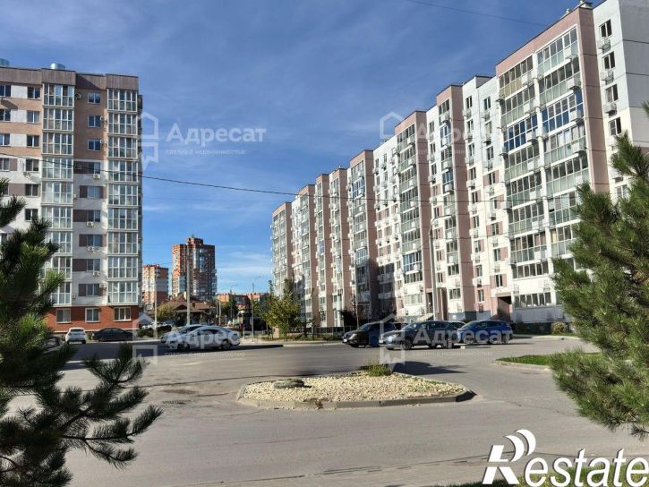 2-комн квартира ул. им. Гаря Хохолова,  д.8