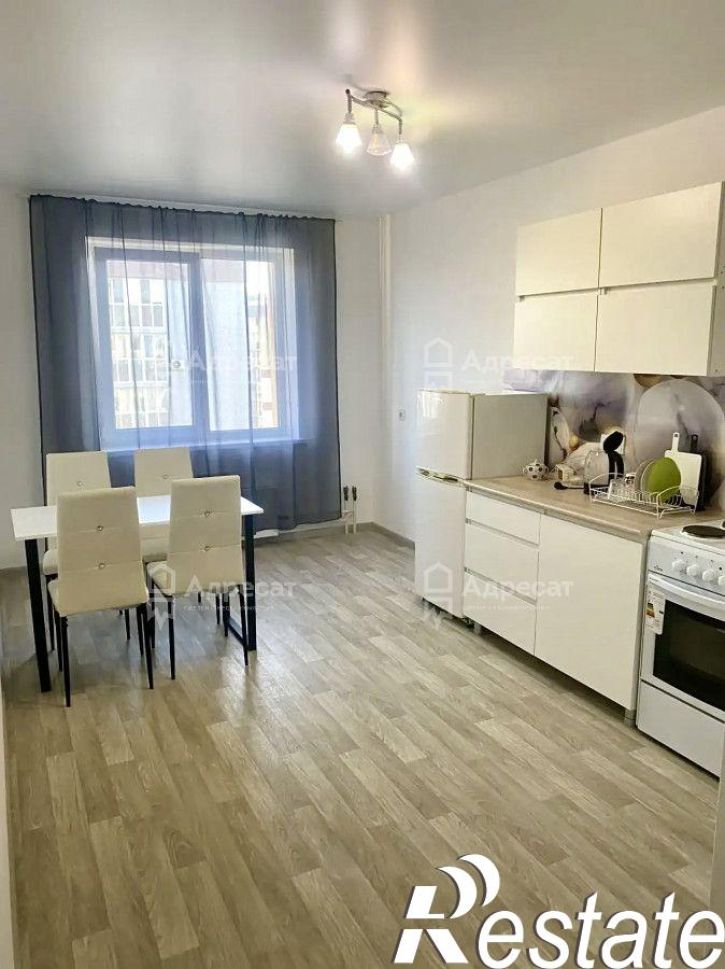 2-комн квартира ул. им. Гаря Хохолова,  д.8