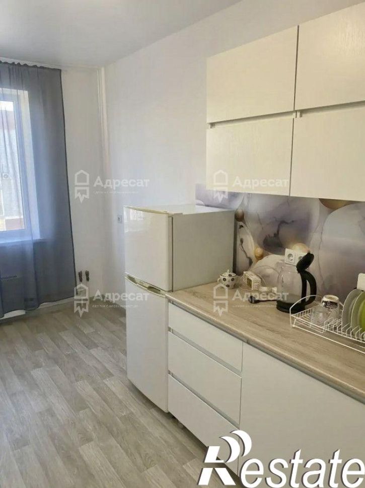 2-комн квартира ул. им. Гаря Хохолова,  д.8