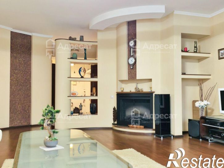 3-комн квартира ул. Грушевская,  д.12