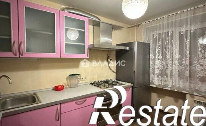 3-комн квартира улица Пархоменко, 59А,  д. 59А