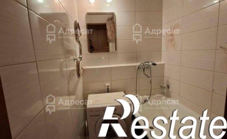 3-комн квартира проспект Столетова, 44,  д. 44