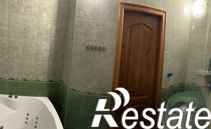 3-комн квартира улица Строителей, 7,  д. 7