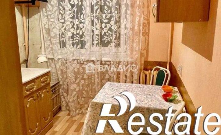 2-комн квартира улица Пархоменко, 5,  д. 5
