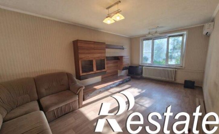 2-комн квартира улица Хиросимы, 15А,  д. 15А