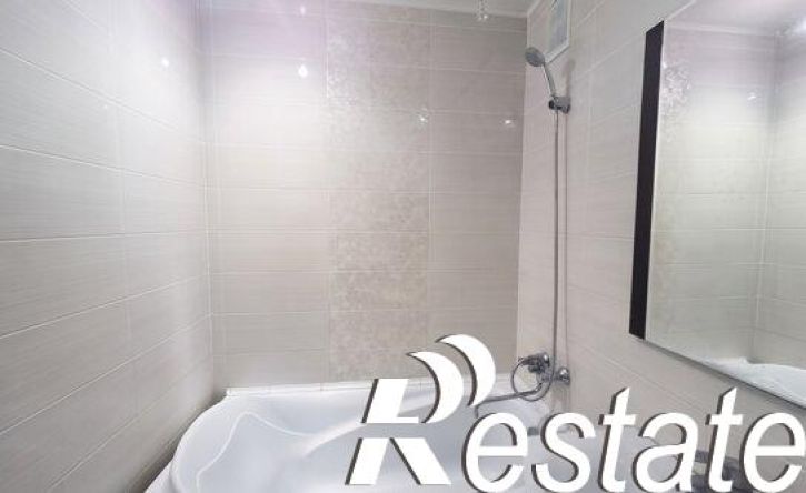 2-комн квартира улица Хиросимы, 15А,  д. 15А