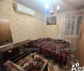 комната 63 кв м Бульвар 30-летия Победы,  д.31