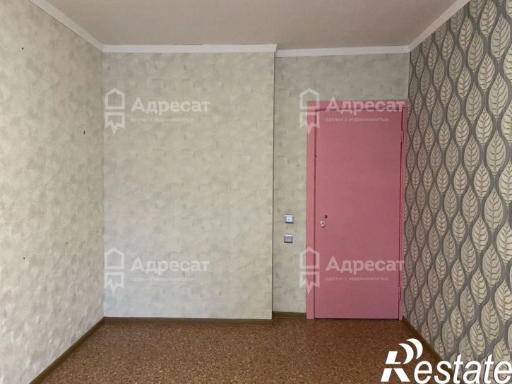 3-комн квартира ул. Шекснинская,  д.40