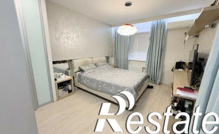 3-комн квартира Санаторная улица, 8Б,  д. 8Б