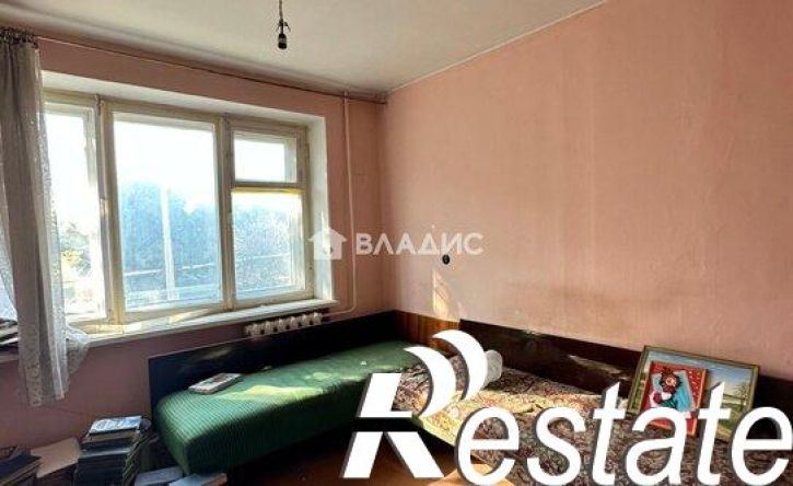 4-комн квартира Новороссийская улица, 43,  д. 43
